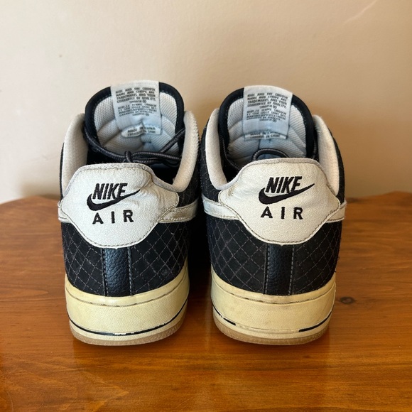 Air Force 1 Black Checkered - Picture 4 of 6